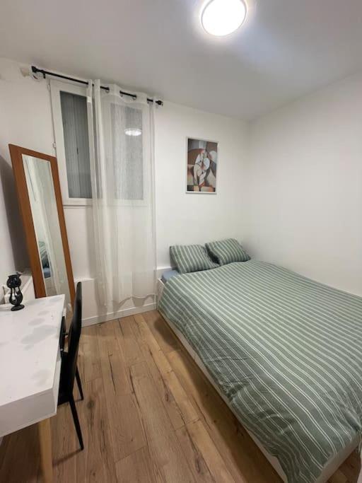 Charmant Appartement Americain サン＝ドニ エクステリア 写真
