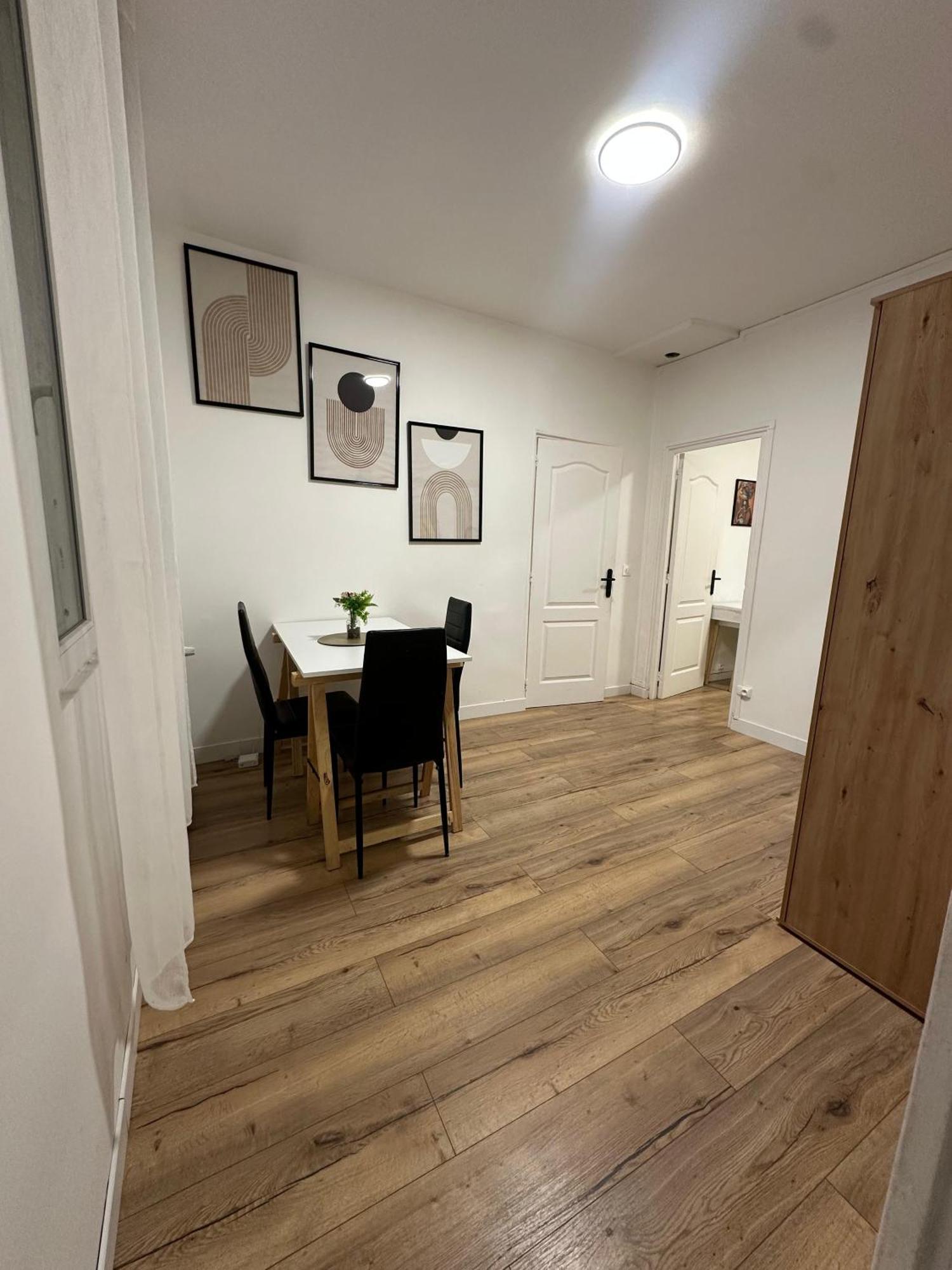 Charmant Appartement Americain サン＝ドニ エクステリア 写真